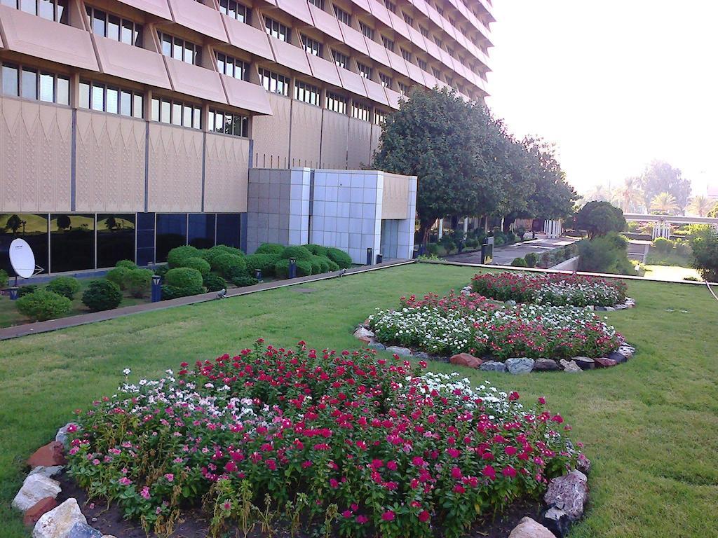 Royal Tulip Alrasheed Hotel Baghdād Dış mekan fotoğraf