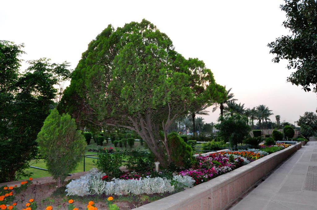Royal Tulip Alrasheed Hotel Baghdād Dış mekan fotoğraf