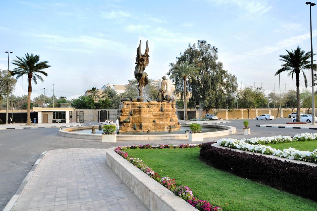Royal Tulip Alrasheed Hotel Baghdād Dış mekan fotoğraf