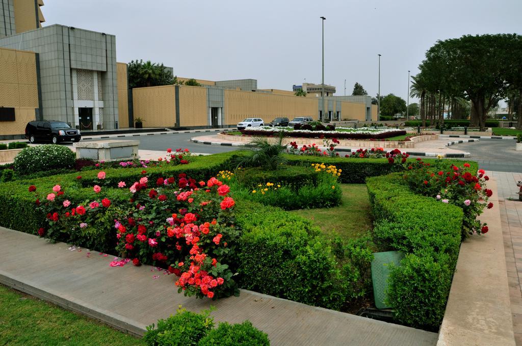 Royal Tulip Alrasheed Hotel Baghdād Dış mekan fotoğraf